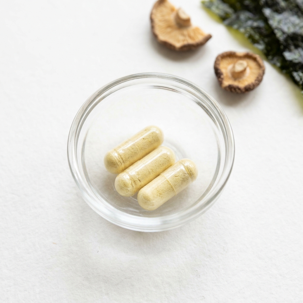 Unbranded presentation of Vitamin B12 and Vitamin D2 Supplement